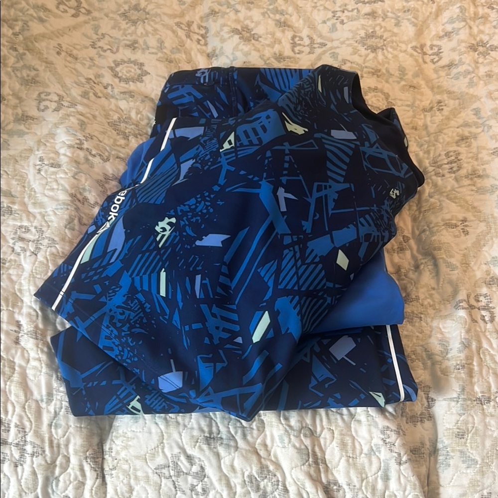 Reebok Capri, shorts, top set!